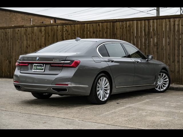 2022 BMW 7 Series 740i