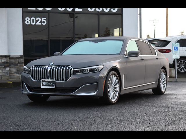 2022 BMW 7 Series 740i