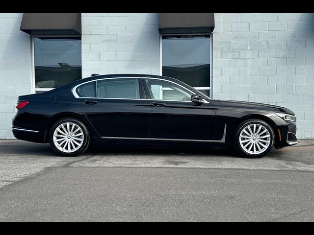 2022 BMW 7 Series 740i