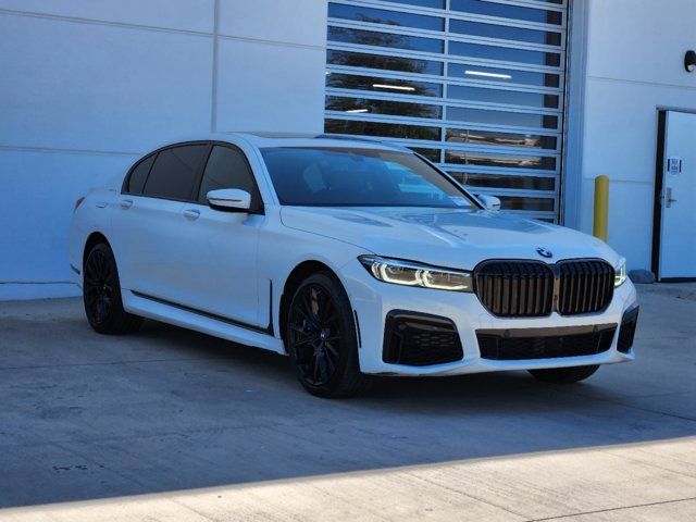 2022 BMW 7 Series 740i