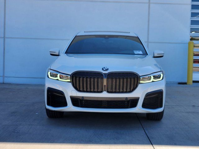 2022 BMW 7 Series 740i