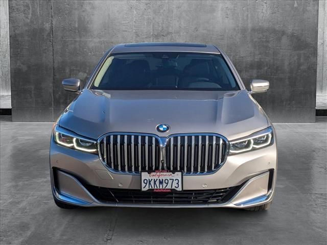 2022 BMW 7 Series 740i