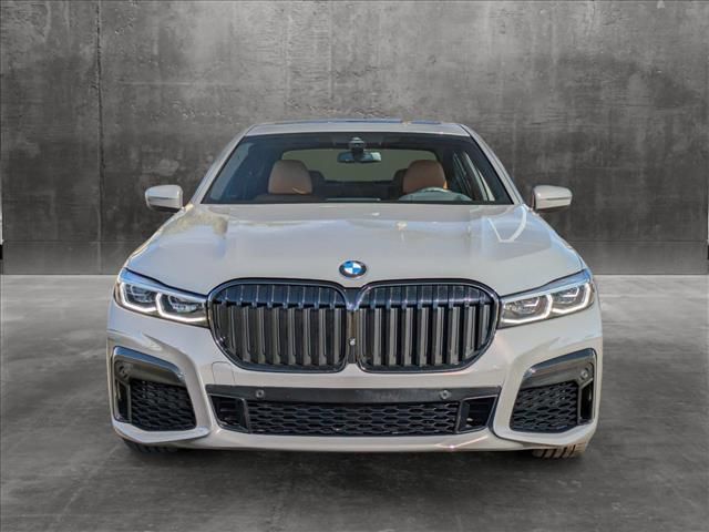 2022 BMW 7 Series 740i