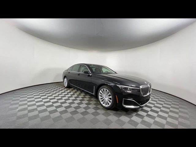 2022 BMW 7 Series 740i