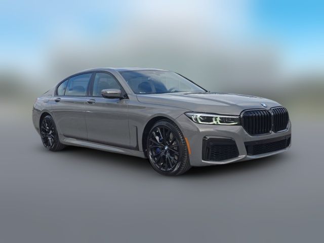 2022 BMW 7 Series 740i