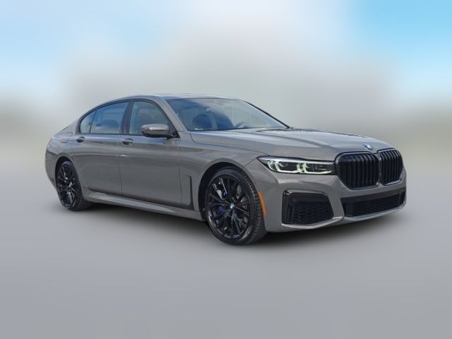 2022 BMW 7 Series 740i