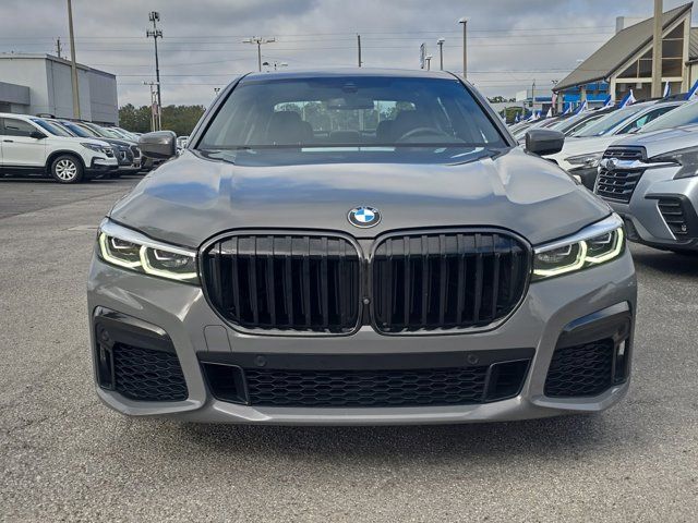 2022 BMW 7 Series 740i