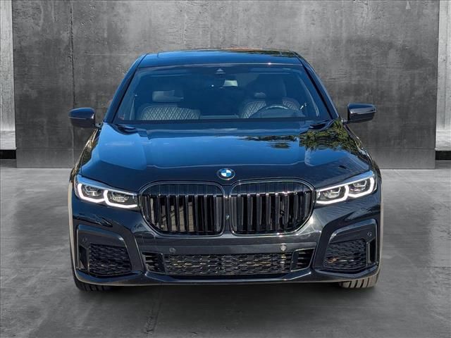 2022 BMW 7 Series 740i