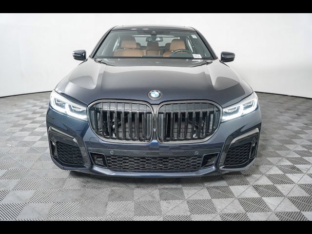 2022 BMW 7 Series 740i