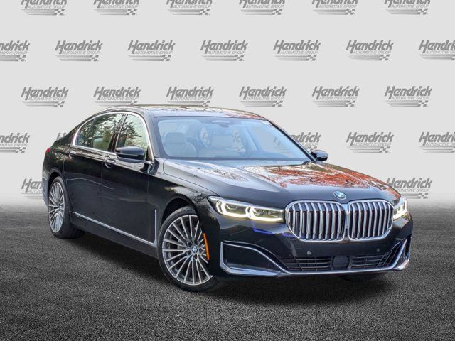 2022 BMW 7 Series 740i