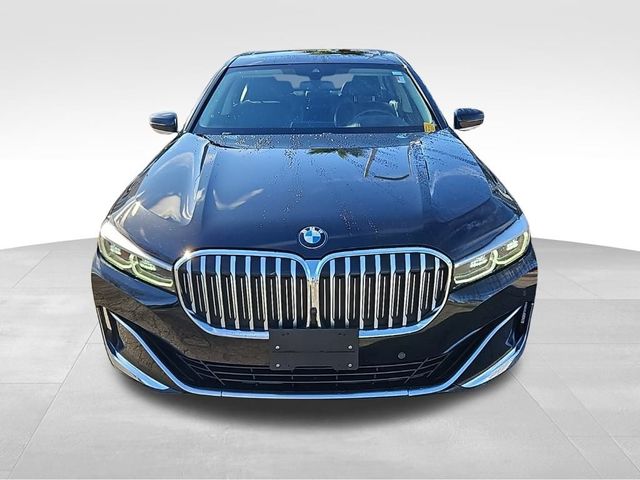 2022 BMW 7 Series 740i