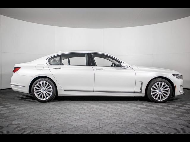 2022 BMW 7 Series 740i