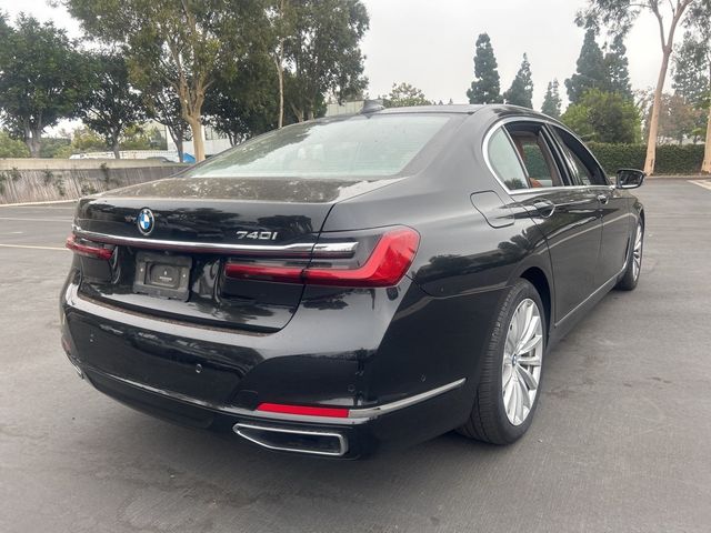 2022 BMW 7 Series 740i