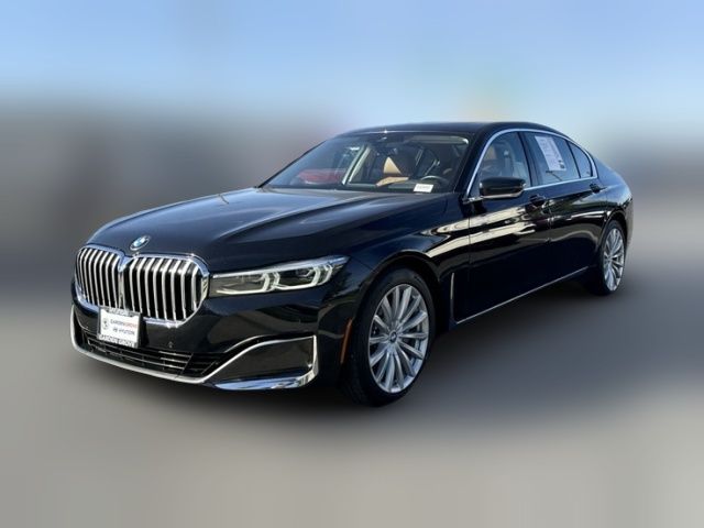 2022 BMW 7 Series 740i