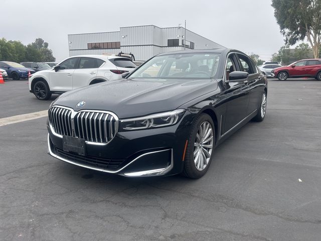 2022 BMW 7 Series 740i