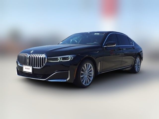 2022 BMW 7 Series 740i