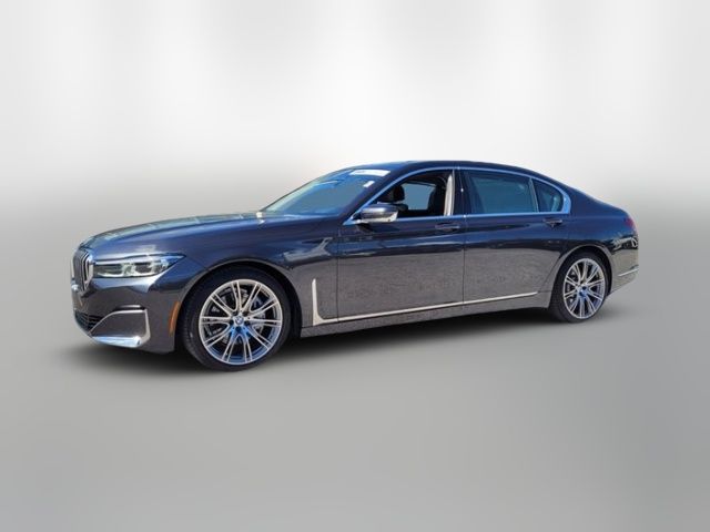 2022 BMW 7 Series 740i