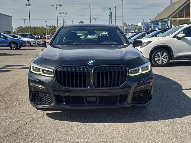 2022 BMW 7 Series 740i