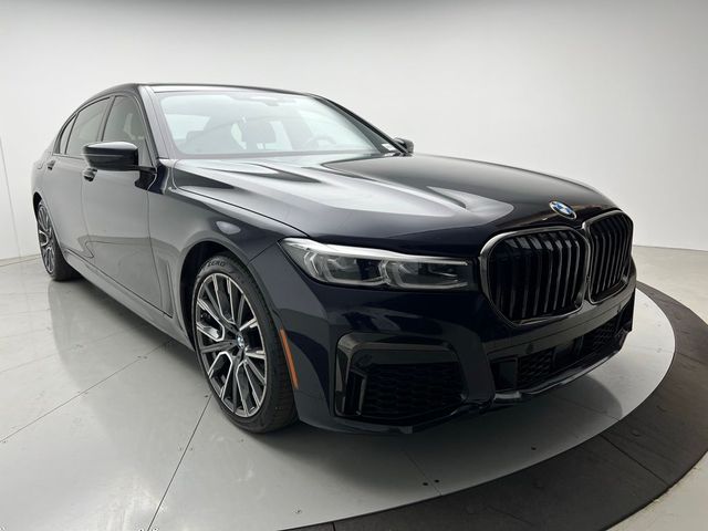 2022 BMW 7 Series 740i