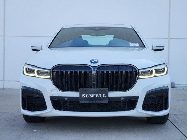 2022 BMW 7 Series 740i