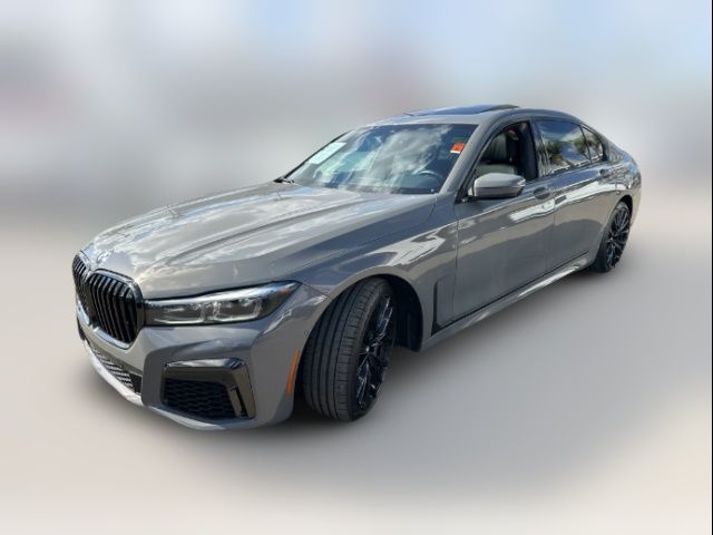 2022 BMW 7 Series 740i