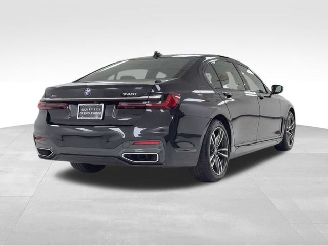 2022 BMW 7 Series 740i xDrive