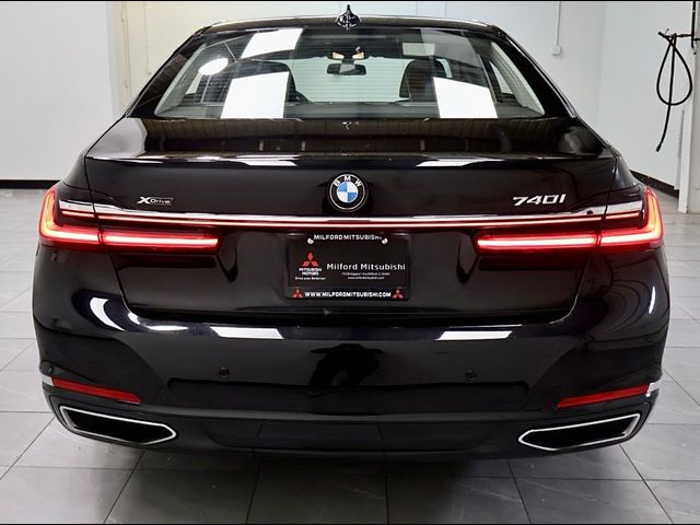 2022 BMW 7 Series 740i xDrive