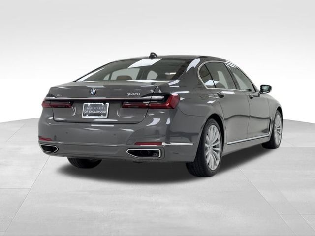 2022 BMW 7 Series 740i xDrive