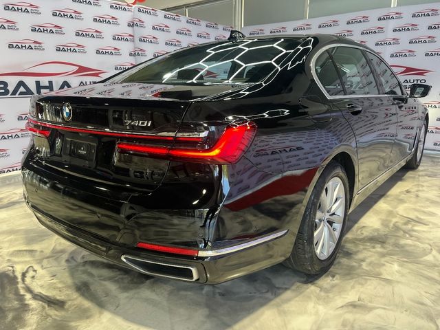 2022 BMW 7 Series 740i xDrive