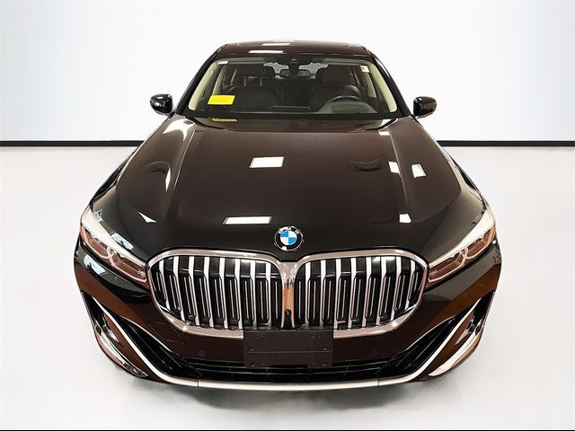 2022 BMW 7 Series 740i xDrive