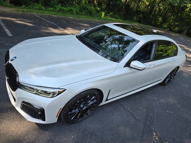 2022 BMW 7 Series 740i xDrive
