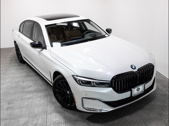 2022 BMW 7 Series 740i xDrive