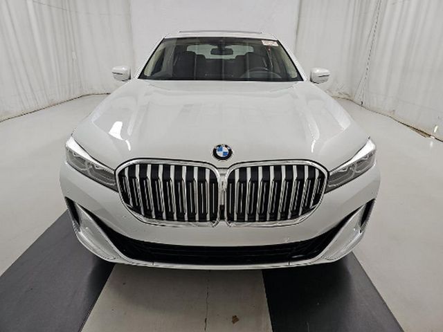 2022 BMW 7 Series 740i xDrive