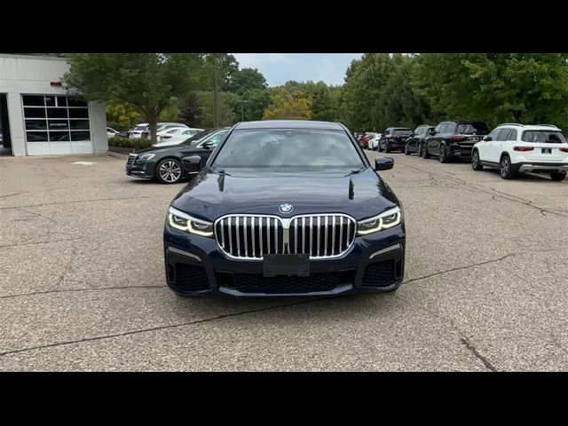 2022 BMW 7 Series 740i xDrive