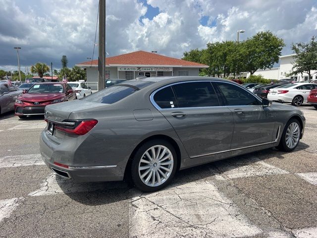 2022 BMW 7 Series 740i xDrive