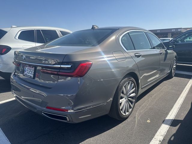 2022 BMW 7 Series 740i xDrive