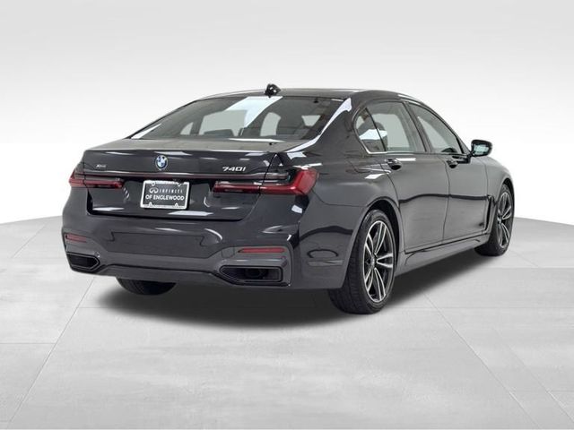 2022 BMW 7 Series 740i xDrive