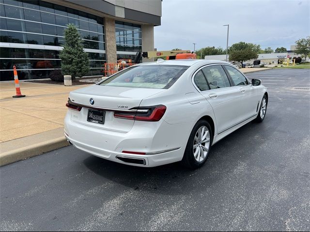 2022 BMW 7 Series 740i xDrive