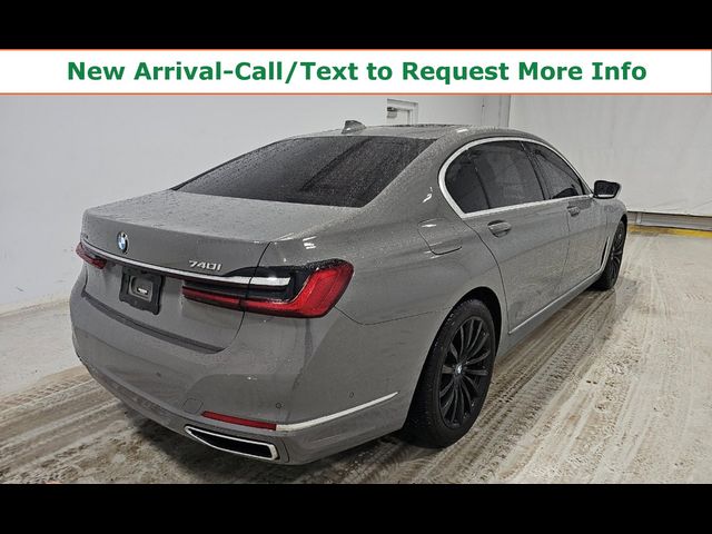 2022 BMW 7 Series 740i xDrive