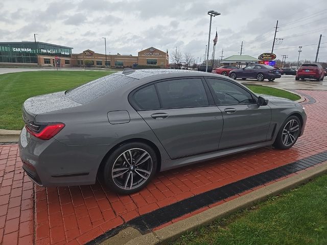 2022 BMW 7 Series 740i xDrive