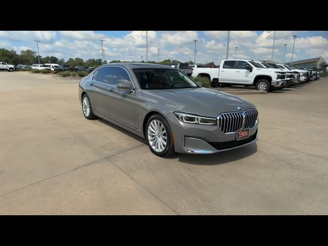 2022 BMW 7 Series 740i xDrive