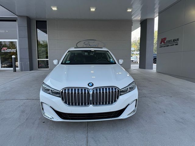 2022 BMW 7 Series 740i xDrive