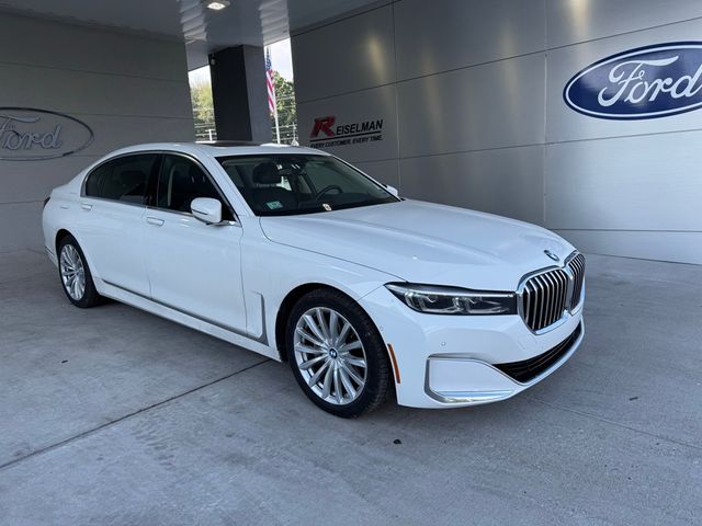 2022 BMW 7 Series 740i xDrive