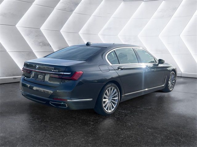 2022 BMW 7 Series 740i xDrive