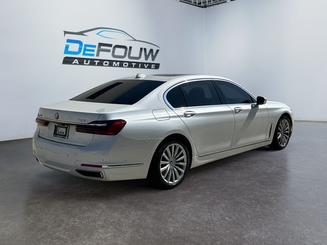 2022 BMW 7 Series 740i xDrive