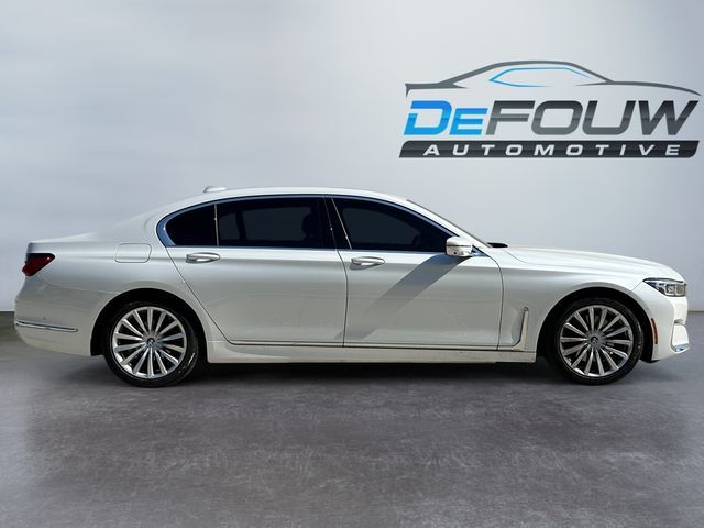 2022 BMW 7 Series 740i xDrive