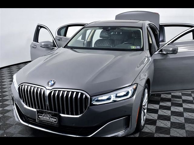 2022 BMW 7 Series 740i xDrive