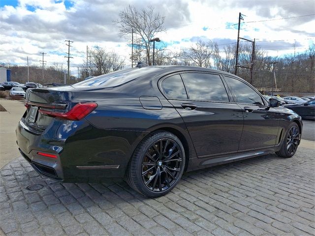 2022 BMW 7 Series 740i xDrive