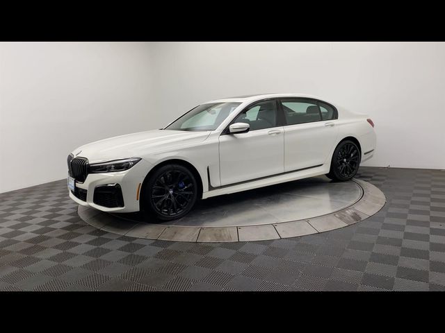 2022 BMW 7 Series 740i xDrive