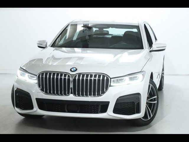 2022 BMW 7 Series 740i xDrive